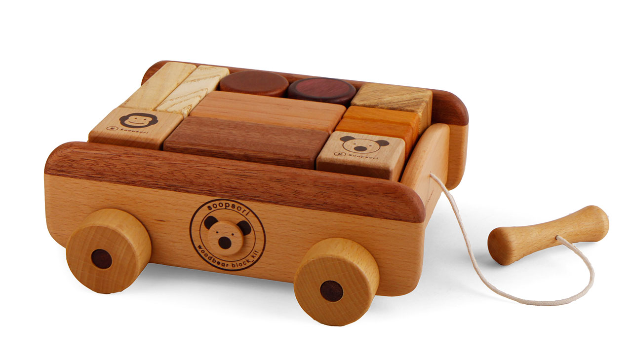 Soopsori Wooden Blocks with Pull Wagon